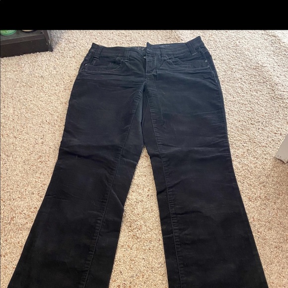 Like New Boot Cut Jean - Picture 9 of 9